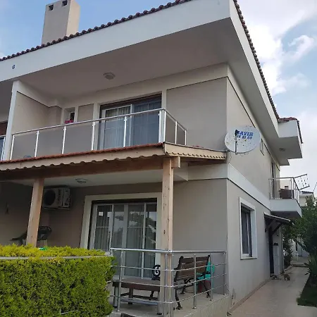 2 Bedroom Cosy House In *