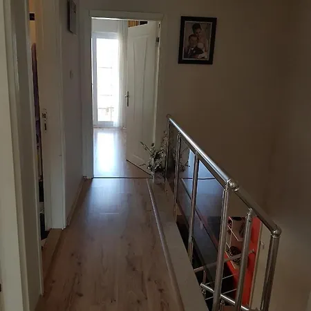 2 Bedroom Cosy House In *